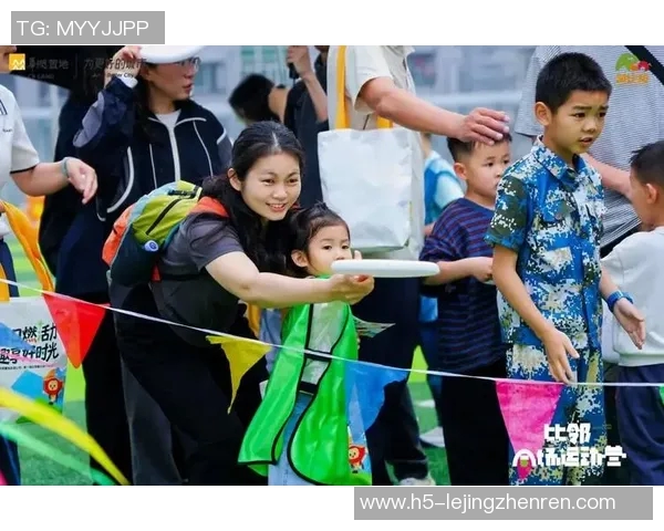 2026年3月份新闻刘军专访从初学者到飞盘高手的成长与心路历程回顾